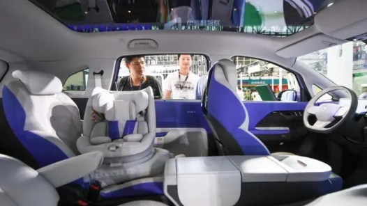 2024世界智能网联汽车大会：“中国造”汽车“驶”向下一站